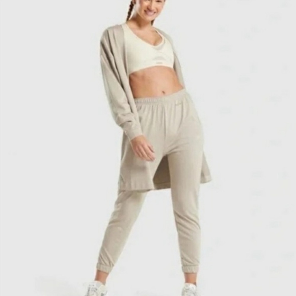 GYMSHARK + Whitney Simmons Oversized Open Front Long Cardigan in Beige Size M